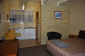 Coastal Comfort Motel - Tourism Canberra 0