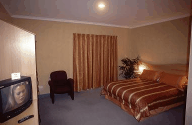 The Lighthouse Hotel - Tourism Canberra
