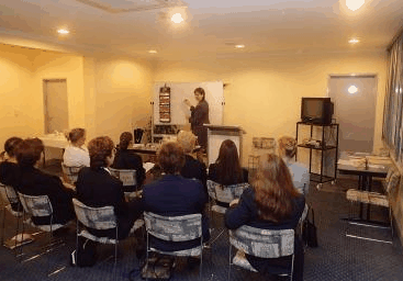 The Lighthouse Hotel - Tourism Canberra 3