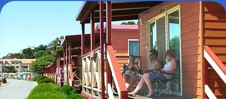  Tourism Canberra