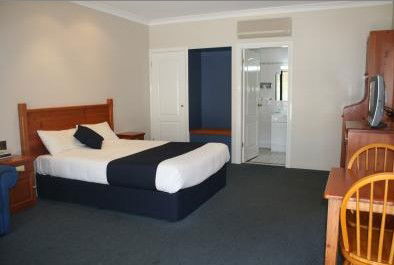 Breakout Motor Inn - Tourism Canberra 0
