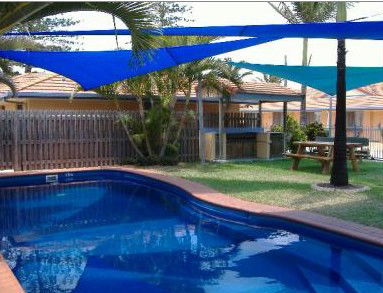Twin Pines Motel - Tourism Canberra 1