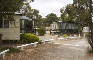 Minlaton Caravan Park And Cabins - Tourism Canberra 1