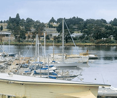 Leisure Inns Waterfront Lodge