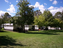 Riverbend Caravan Park - Tourism Canberra 0