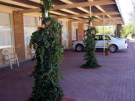 Renmark Motor Inn - Tourism Canberra 2