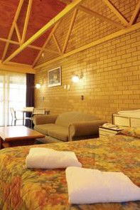 Best Western High Country Motor Inn - Tourism Canberra 1