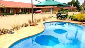 Best Western Ambassador Motor Inn - Tourism Canberra 3