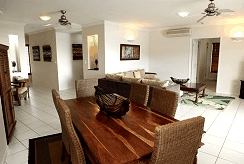 Jack And Newell Cairns Holiday Apartments - Tourism Canberra 1