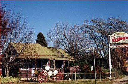 The Village Cabins - Tourism Canberra 2