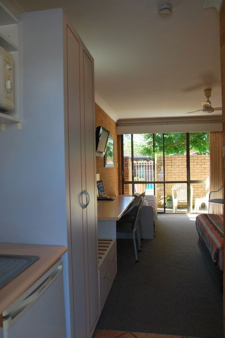 Port O'Call Motel - Tourism Canberra 2