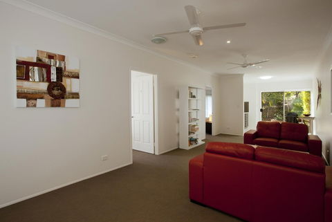 Mt Coolum Retreat - Tourism Canberra 1