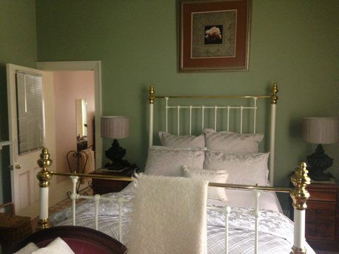 Belmont Bed & Breakfast - Tourism Canberra 4