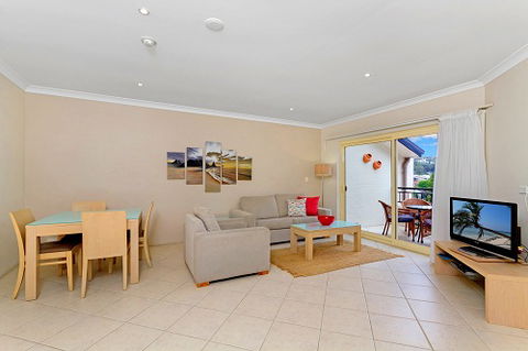 Terrigal Sails Serviced Apartments - Tourism Canberra 4