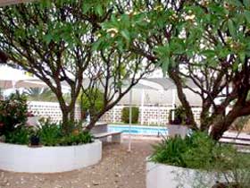 Inland Oasis Motel - Tourism Canberra 0