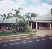 Clermont Motor Inn - Tourism Canberra