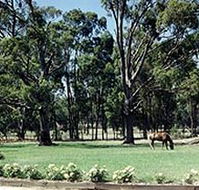 Saratoga Lodge - Tourism Canberra