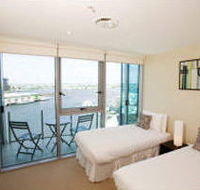 Docklands Apartments Grand Mercure - Tourism Canberra