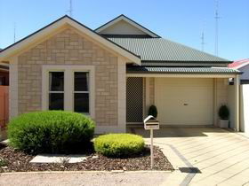 Kadina Luxury Villas - Tourism Canberra 0