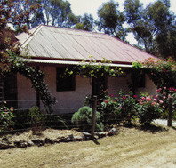 Settlers Cottage - Tourism Canberra