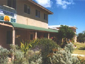 Cervantes Lodge - Pinnacles Beach Backpackers - Tourism Canberra 0