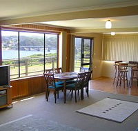 Authur River Beach House - Tourism Canberra