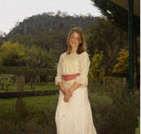Hanging Rock Cottage - Tourism Canberra
