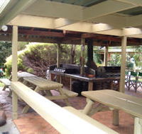 Melaleuca Grove Holiday Units amp Motor Inn - Tourism Canberra