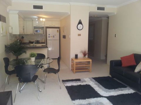 Sydney Serviced Apartment Rentals - Tourism Canberra 1