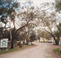Beautiful Valley Caravan Park Cabins - Tourism Canberra