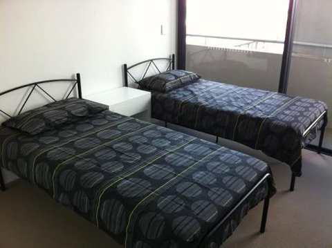 StudyNStay Safe - Tourism Canberra 2