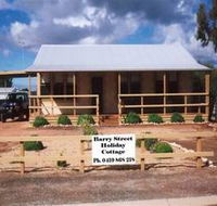 Cowell Barry Street Holiday Cottage - Tourism Canberra