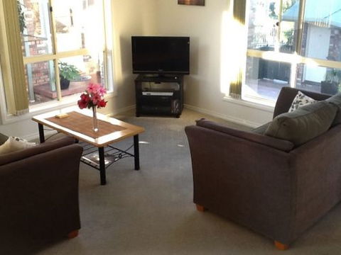 Captain's Quarters - Tourism Canberra 2