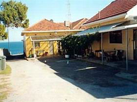 Bay View Holiday Flats - Tourism Canberra 0