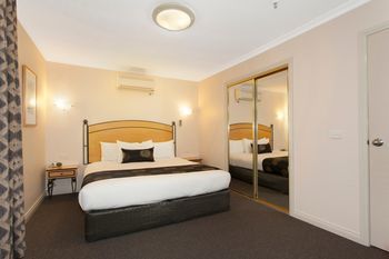 Melbourne Metropole Central - Tourism Canberra 12