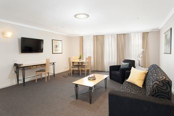 Melbourne Metropole Central - Tourism Canberra 23