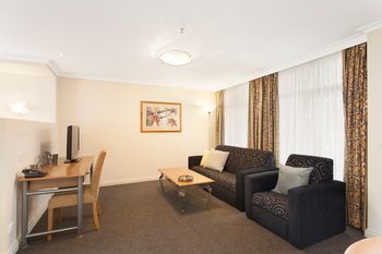 Melbourne Metropole Central - Tourism Canberra 33