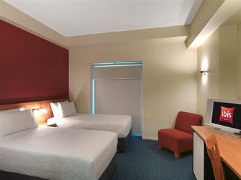 Ibis Melbourne Little Bourke Street - Tourism Canberra 6