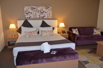 Country Comfort Hunts Liverpool - Tourism Canberra 2