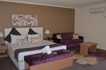 Country Comfort Hunts Liverpool - Tourism Canberra 4