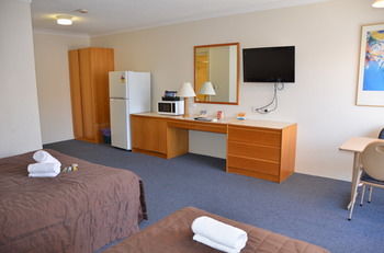 Country Comfort Hunts Liverpool - Tourism Canberra 9