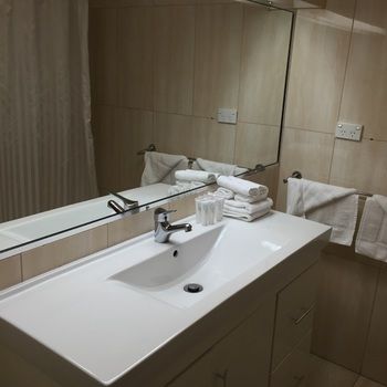Country Comfort Hunts Liverpool - Tourism Canberra 37