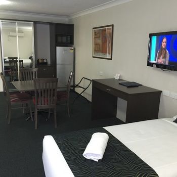 Country Comfort Hunts Liverpool - Tourism Canberra 40