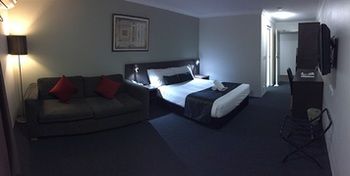 Country Comfort Hunts Liverpool - Tourism Canberra 57
