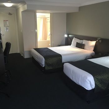 Country Comfort Hunts Liverpool - Tourism Canberra 64