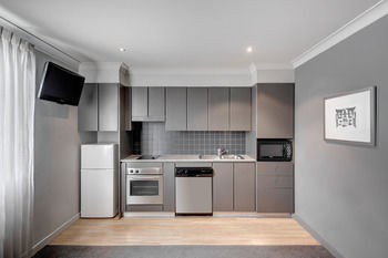 Adina Apartment Hotel Chippendale - Tourism Canberra 14
