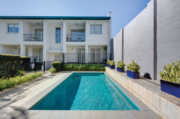 Adina Apartment Hotel Chippendale - Tourism Canberra 19