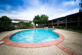 Sandown Regency - Tourism Canberra 21