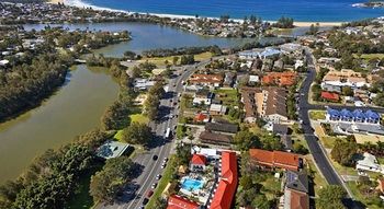 Terrigal Pacific Coastal Retreat - Tourism Canberra 8