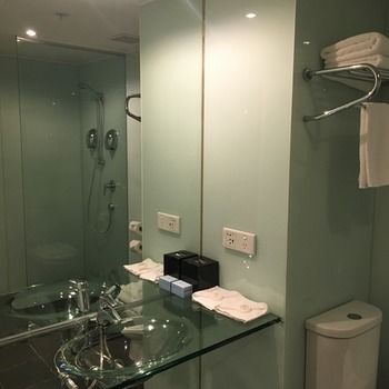 Ramada Encore Dandenong - Tourism Canberra 1
